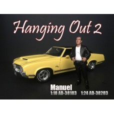 AD-38283 1:24 Hanging Out 2 - Manuel