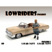 AD-76373 1:24 Lowriderz - Figure I AD-76373 1:24 Lowriderz - Figure I