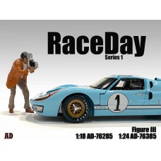 AD-76285 1:18 Race Day 1 - Figure III